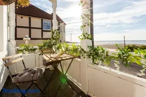 A View Of The Bay- Close to Margate - Sleeps 3 - Image 5