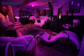 Loveroom Chic avec Piscine - SPA - 15 min deToulouse - Image 1