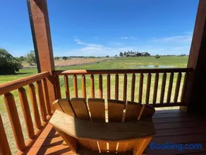 Bourbon Villa at Daynabrook Farm with Hot Tub-5 - Image 2