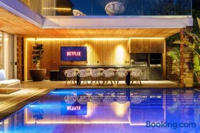 Golfe Villa ' Paraíso de Luxo ' Piscina Aquecida - Image 1