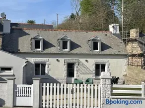 Maison Totalement Renovee 3 Chambres Au Coeur du Village - Image 2