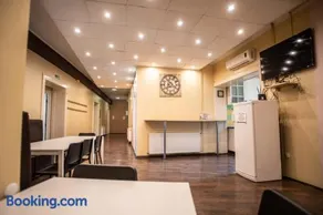 All in Hostel - Image 2