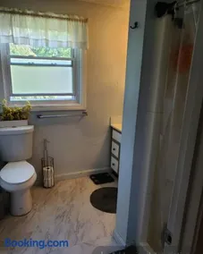 Private Room with Work Station - Image 3
