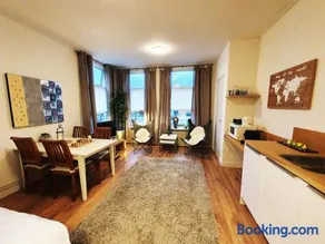 Studio in rietgedekte boerderij, geheel privé, hond vriendelijk - Image 2