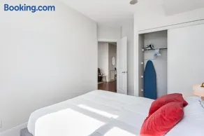 NestKey Suites - Premium Furnished Residences - Image 4