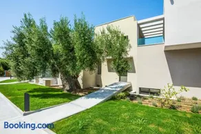 Dionisos Luxury Villas - Image 1