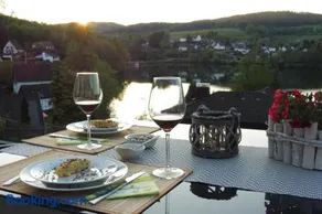 Seeblick-Ferienwohnung "Agger-Blick 1" mit großer Terrasse, kostenlosen E-Bikes, Sauna & Kajak - Image 2