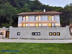 Domeniul Caprioara - Image 3