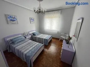 Apartamento en entorno natural, La biblioteca - Image 1