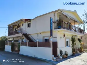 Kostas Apartments - Image 3