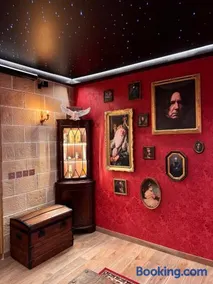 Maison du Sorcier, Escape Game, Jacuzzi, 15 min from Paris - Image 2