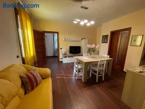 Villa Violetta - Accogliente Casa con Piscina - Image 2