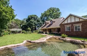 Foundry farmhouse - Image 2
