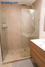 Karol apartments with jacuzzi Seaview - Image 1