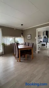 Enebolig med lysthus og sjøutsikt - Image 5