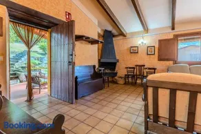 Landhaus 'Can Guidic' mit Bergblick, privatem Pool und WLAN - Image 4