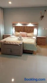 Cuarto Privado - Image 1