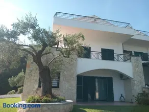 Villa Kalandra - Image 1