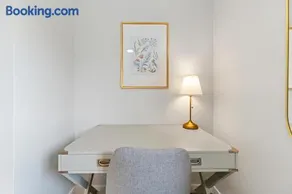 The Garden Retreat in Welland, On - 1BR,Free Parking and Workspace - Image 2