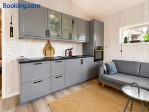 Charming cabin with a view - Image 3