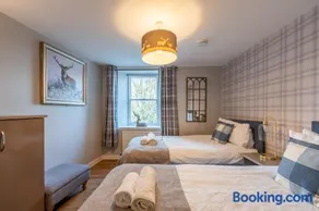 Whinstone Holiday Home in Falkland - Sleeps 8 - Image 5