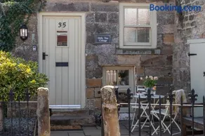 2 Bed in Whitby oc-wa224 - Image 3