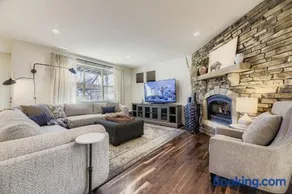 6BR Luxury Denver Retreat-Sleeps -14 - 7 Baths - Image 3
