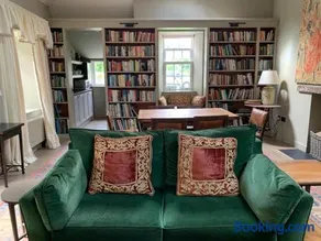 Barns Library - Image 3