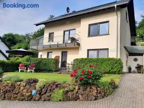 Ferienwohnung maare e monti - Image 1