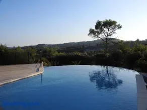 Superbe appartement dans résidence avec piscine - Image 3