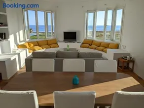 Casa con piscina, vistas y acceso privado al mar. Vistes Voramar. - Image 3