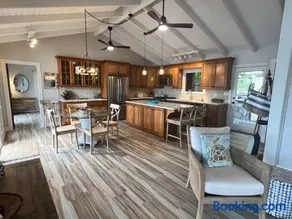 Cliffhanger - Oceanfront Simple Luxury with Endless Blue Views - Image 3