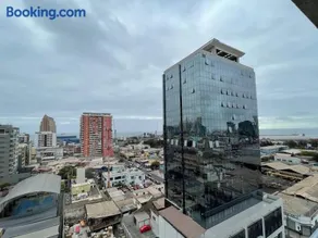 Amplio Departamento - Edificio Tranquilo - Image 1