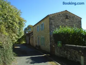 Charmante maison à Monpazier avec Wifi et parking privatif - Image 3