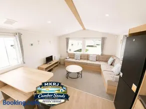 MKRJ LUXURY Parkdean Camber Sands Sleeps 8 - Pet Friendly - 147 - Image 3