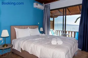 Poseidon Apartments - Image 3