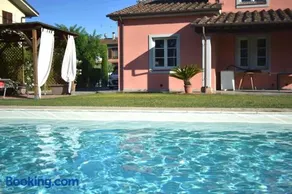 Villa Giulia a Montecarlo - Image 2