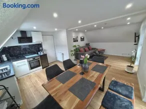 Ruhige & gemütliche Ferienwohnung mit Balkon - Image 1