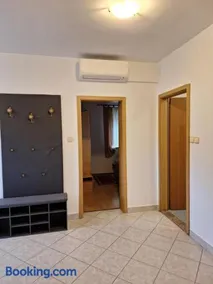 Guest House Surina - Image 4