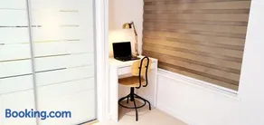 Northampton 2 Bedroom Town Centre Apartment close to University, Hospitals, Brackmills - Image 3
