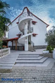 Badis Haus - Image 4