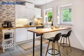 Einzimmerapartment 'Ferienwohnung Vino9' mit privatem Garten und WLAN - Image 4