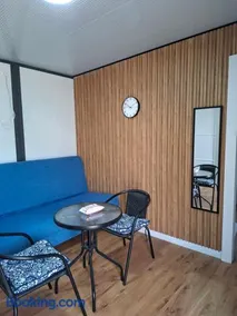 Olive tiny house - Image 2