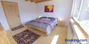 Ferienhaus Maliet - Spacious Holiday Home with Mountain view - Image 1