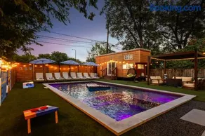 Luxury Downtown Retreat with Pool and Hot Tub, 6Bdr - Image 3