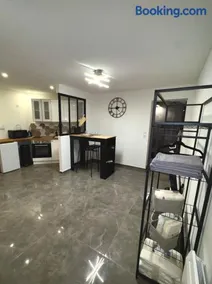 Cozy apartment - Image 5