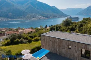 Villa Invicta with 17m pool and bay view - Image 2