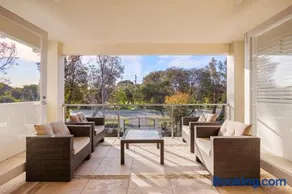The Nepean - 100m to Beach Pool & Fire Pit - Image 3
