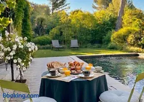 Villa Les Lucioles - Chambre indépendante - Piscine - Petit déjeuner - Parking - Image 3