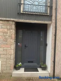 House Aurora - Image 1